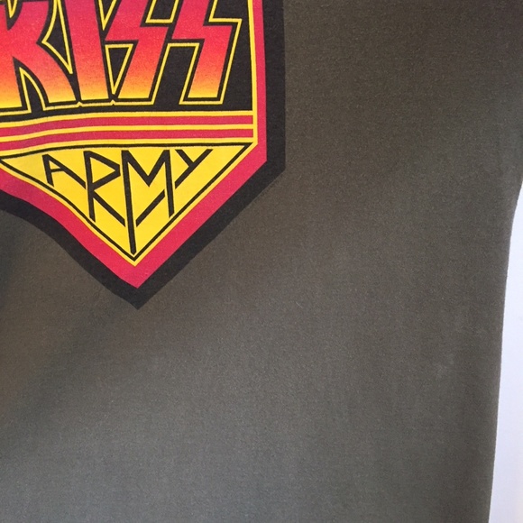 /SOLD/ KISS Rock Band Army Vintage Olive Green Tee - Picture 6 of 6
